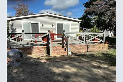 53 Village Circle S, Manorville, NY 11949 - Photo 12