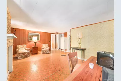 19 Oakland Valley Road, Cuddebackville, NY 12729 - Photo 8