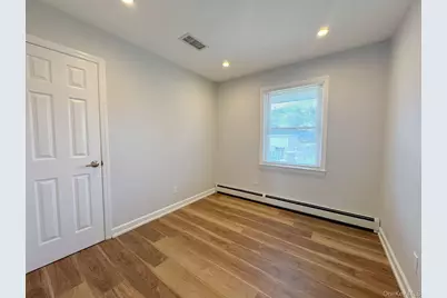 114 Celia Drive, Jericho, NY 11753 - Photo 8