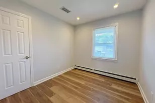 114 Celia Dr, Jericho, NY 11753 - Photo 8