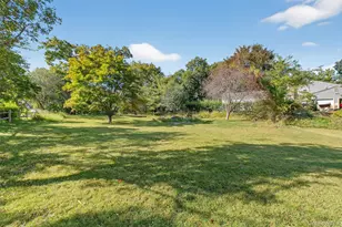 1 Philmore Dr, Poughkeepsie, NY 12603 - Photo 36