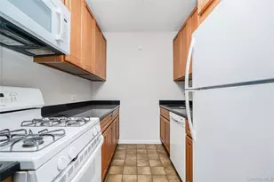 80 Bay Street Landing, New York, NY 10301 - Photo 14