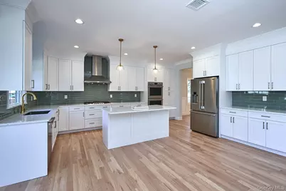 1480 Adam Place, Wantagh, NY 11793 - Photo 4