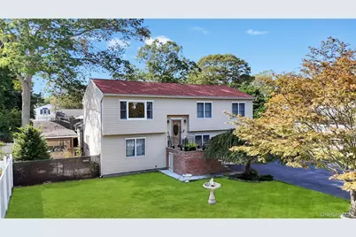 194 Cranford Boulevard, Mastic, NY 11950 - Photo 22