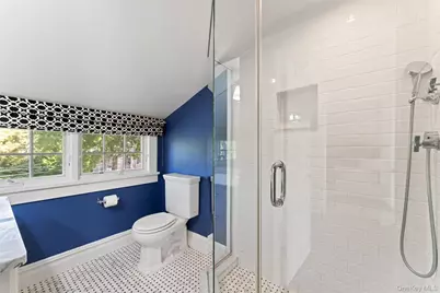 5 Greenfield Avenue, Bronxville, NY 10708 - Photo 18