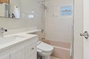 902 Dean Ave, Bronx, NY 10465 - Photo 22