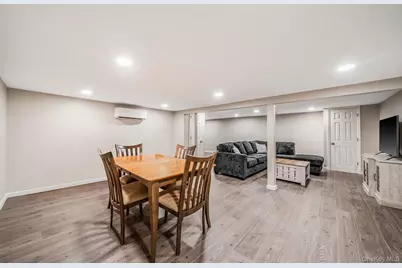 31 Dillon Drive, Dix Hills, NY 11746 - Photo 36