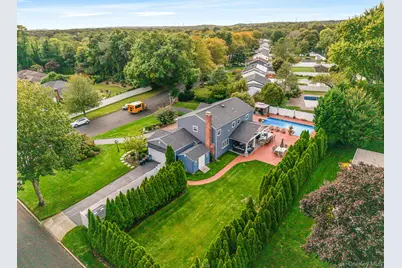 31 Dillon Drive, Dix Hills, NY 11746 - Photo 40