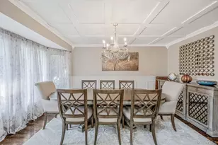 31 Dillon Dr, Dix Hills, NY 11746 - Photo 8