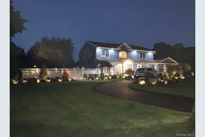 31 Dillon Drive, Dix Hills, NY 11746 - Photo 4