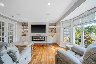 31 Dillon Dr, Dix Hills, NY 11746 - Photo 18