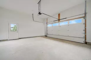 64 Blydenburgh Rd, Centereach, NY 11720 - Photo 24