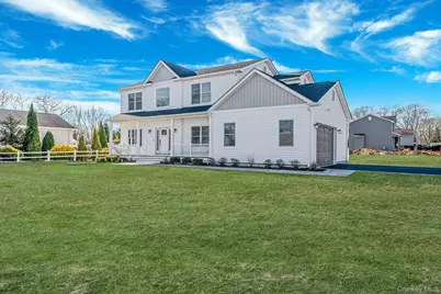 64 Blydenburgh Road, Centereach, NY 11720 - Photo 2