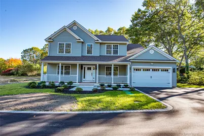 64 Blydenburgh Road, Centereach, NY 11720 - Photo 4