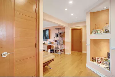 2800 Coyle #622, Brooklyn, NY 11235 - Photo 22