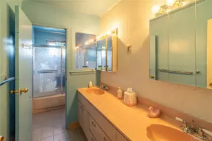 565 E 81st St, Brooklyn, NY 11236 - Photo 8