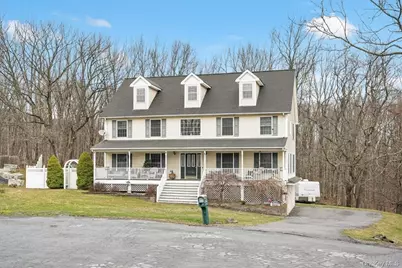 24 James Court, Port Jervis, NY 12771 - Photo 2