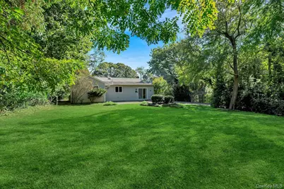 770 Meadow Lane, Mattituck, NY 11952 - Photo 16