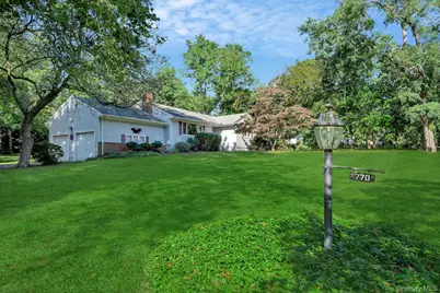 770 Meadow Lane, Mattituck, NY 11952 - Photo 2