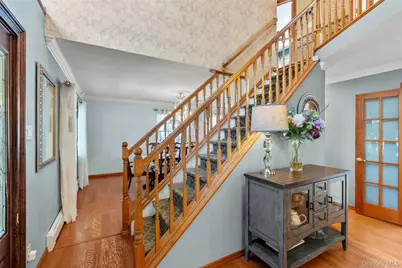 28 Mosshill Place, Stony Brook, NY 11790 - Photo 4