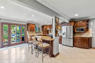 28 Mosshill Place, Stony Brook, NY 11790 - Photo 8