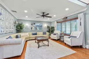 28 Mosshill Pl, Stony Brook, NY 11790 - Photo 6