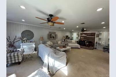 7 Kingston Road, Mount Sinai, NY 11766 - Photo 4
