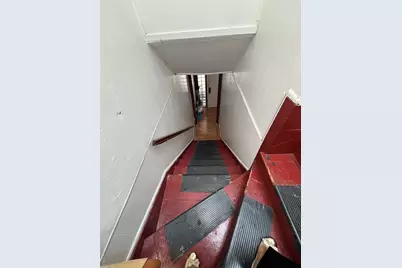 3935 Barnes Avenue, Bronx, NY 10466 - Photo 10