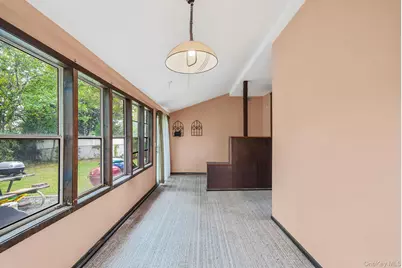 361 35th Street, Lindenhurst, NY 11757 - Photo 24