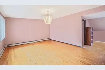 361 35th Street, Lindenhurst, NY 11757 - Photo 22