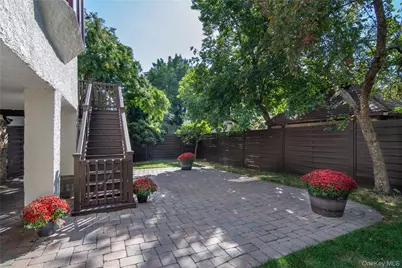 169 Kneeland Avenue, Yonkers, NY 10705 - Photo 6