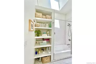 153 Lander St, Newburgh, NY 12550 - Photo 16