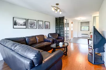 4901 Henry Hudson Parkway #7B, Bronx, NY 10471 - Photo 4