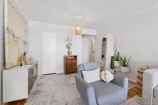 410 E Broadway, Long Beach, NY 11561 - Photo 22