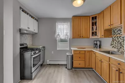 23 E 24th Street, Huntington Station, NY 11746 - Photo 8