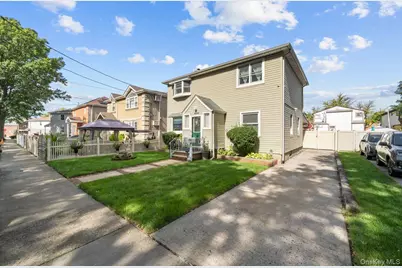 14224 250th Street, Rosedale, NY 11422 - Photo 2