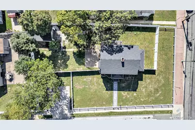 159 Southside Avenue, Freeport, NY 11520 - Photo 6