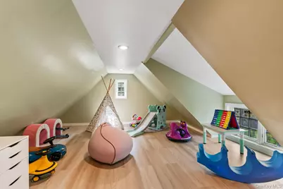 11 Buckingham Court, Muttontown, NY 11791 - Photo 36