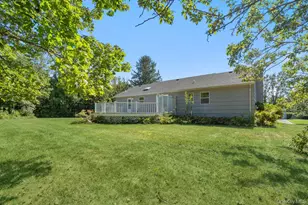 152 Baywood Dr, Calverton, NY 11933 - Photo 28