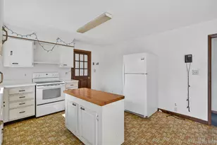 438 Mountain Rd, Bloomingburg, NY 12721 - Photo 14