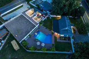 895 Sycamore Ave, Bohemia, NY 11716 - Photo 44