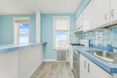 125 Beach 124th Street #6H, Rockaway Park, NY 11694 - Photo 8