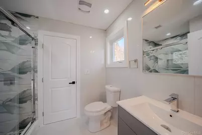 68 Spruce Street, Hicksville, NY 11801 - Photo 30