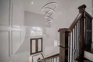 68 Spruce St, Hicksville, NY 11801 - Photo 20