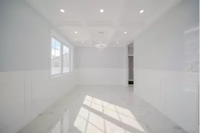 68 Spruce Street, Hicksville, NY 11801 - Photo 8