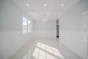 68 Spruce St, Hicksville, NY 11801 - Photo 8