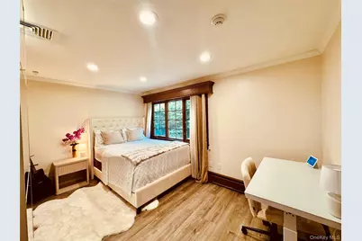 10 Hazelwood Court, Jericho, NY 11753 - Photo 18