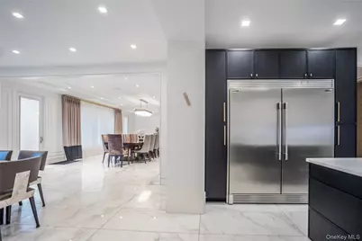 570 Bedford Avenue #1, Brooklyn, NY 11249 - Photo 32