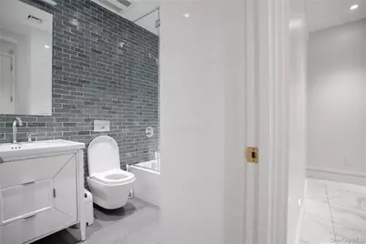 570 Bedford Avenue #1, Brooklyn, NY 11249 - Photo 22