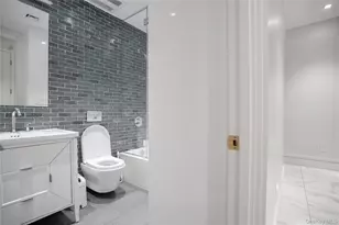 570 Bedford Ave, Brooklyn, NY 11249 - Photo 22